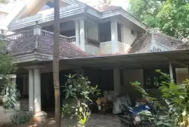  4 BHK house in 31 cent for sale in M G road,Thrissur., Thrissur